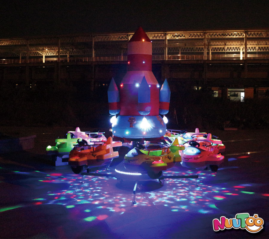 什么項(xiàng)目公園廣場(chǎng)擺攤好賺錢 ——旋轉(zhuǎn)升降飛機(jī)