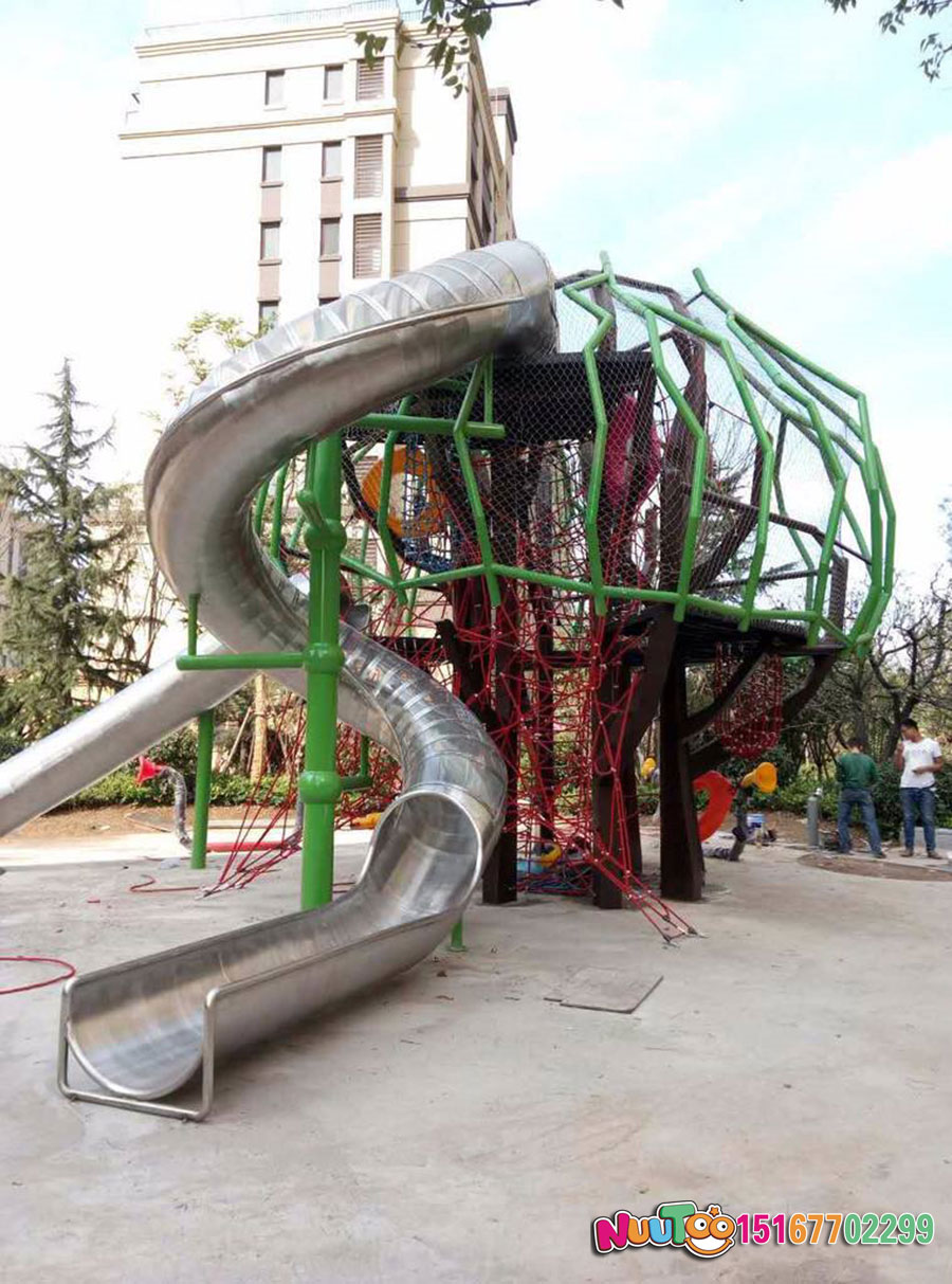 如何養護幼兒園戶外玩具？能使壽命更長久